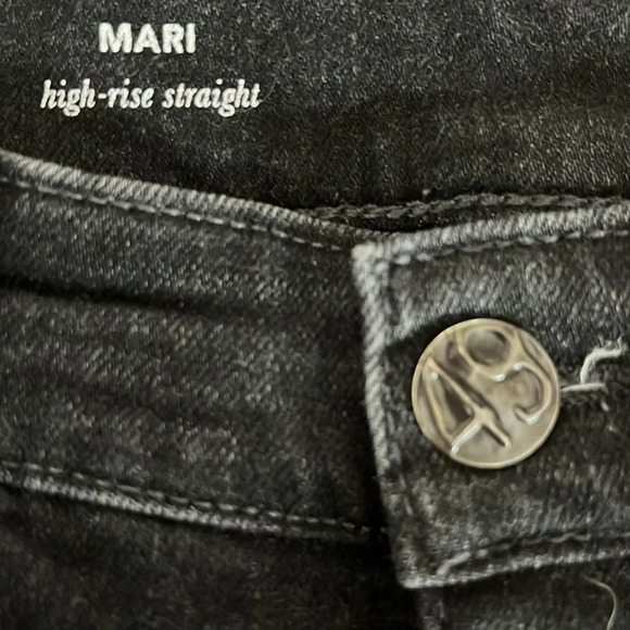 AG Adriano Goldschmied Mari High Rise Straight Raw Hem Jeans in Washed Black -26 - Picture 4 of 9